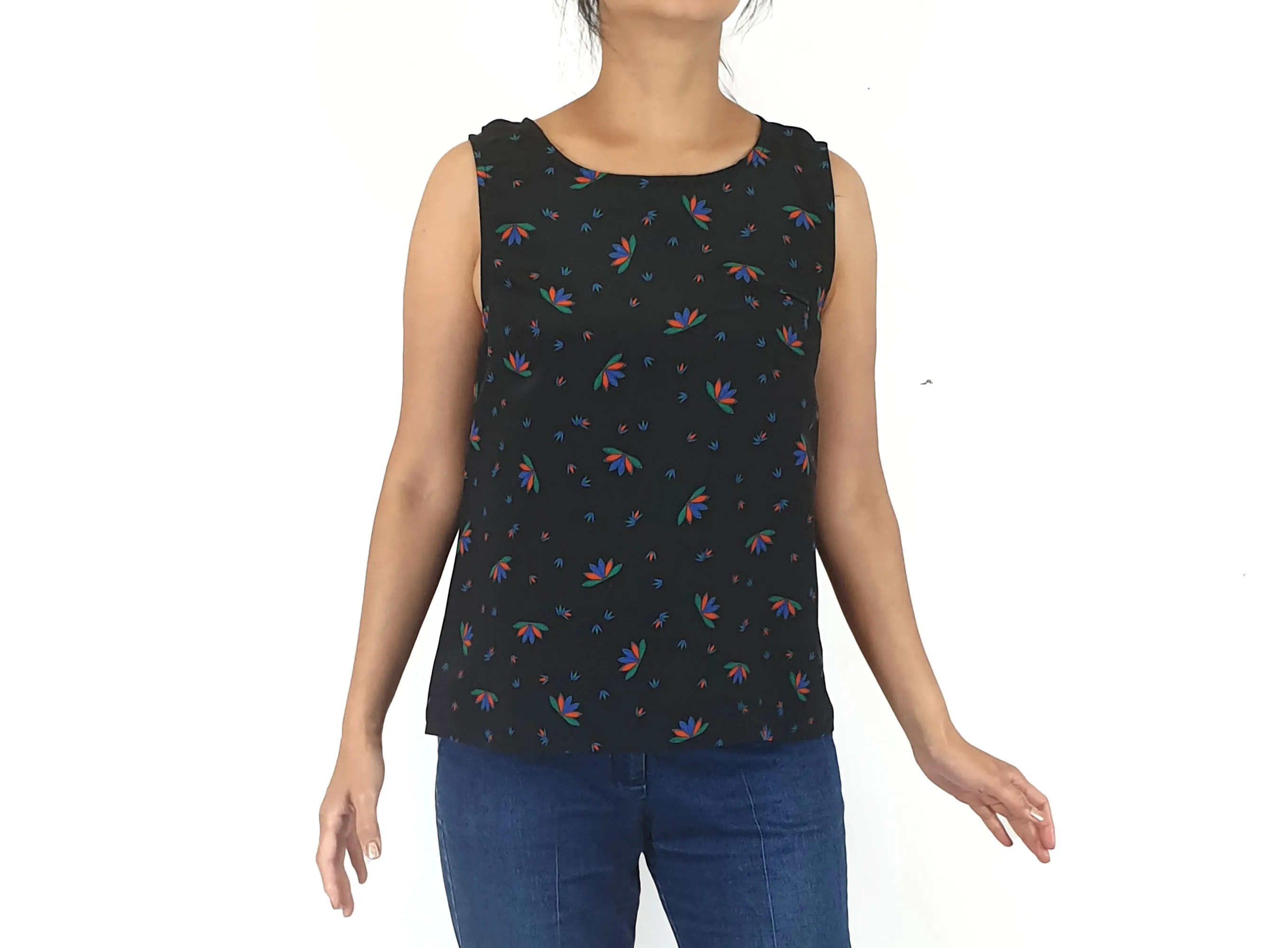 Coco Latte sleeveless black print top size 10