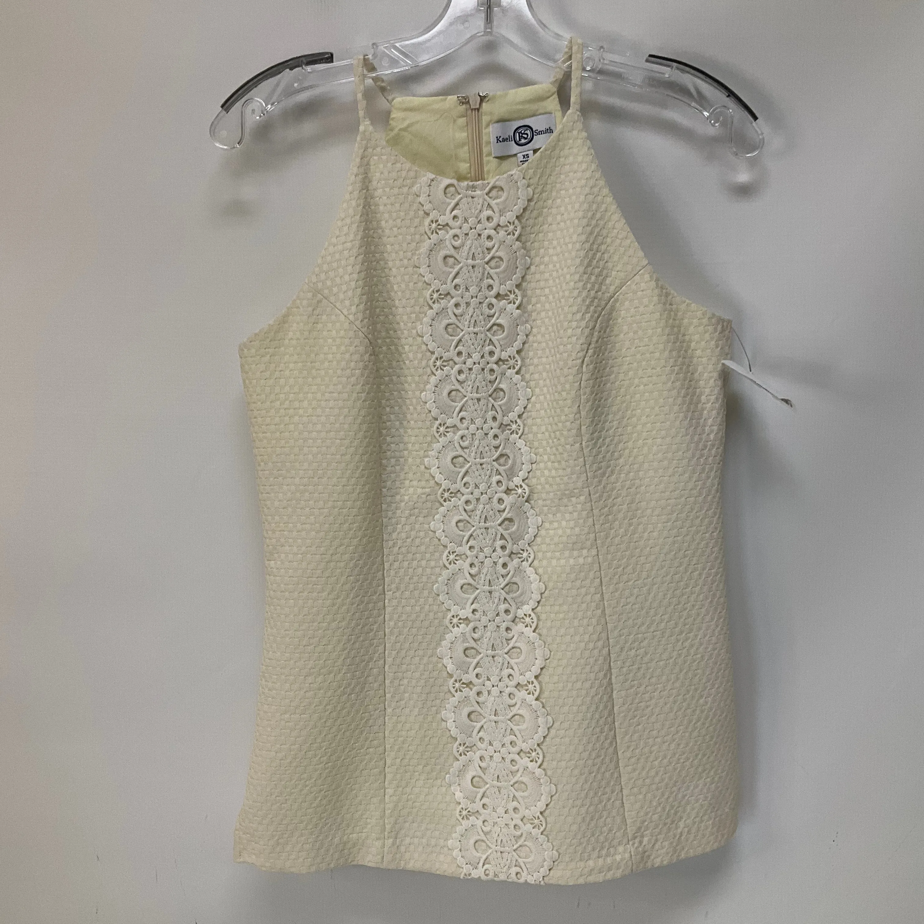 Cream Top Sleeveless Cma, Size Xs
