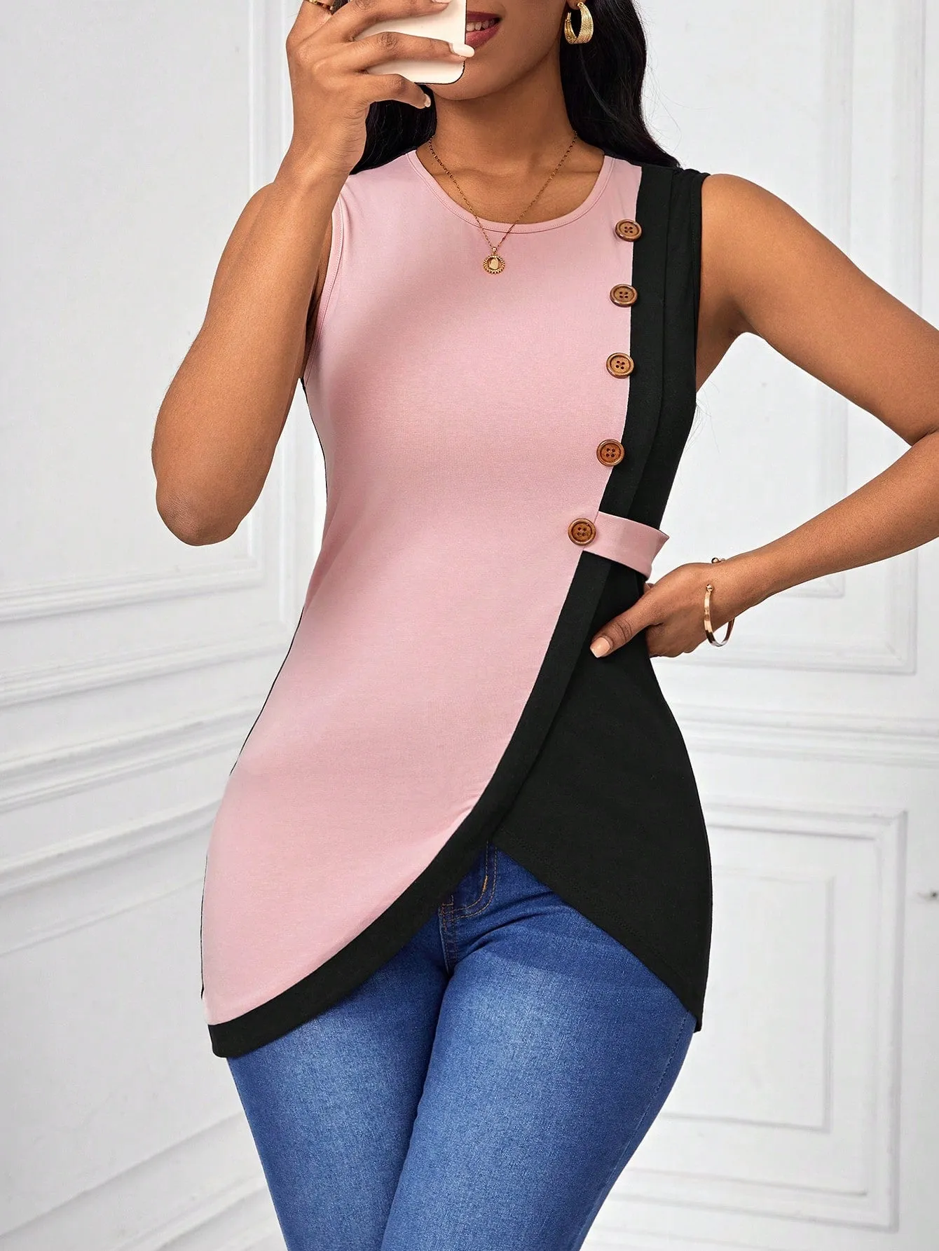 Lady Button Decoration Color block Sleeveless Blouse