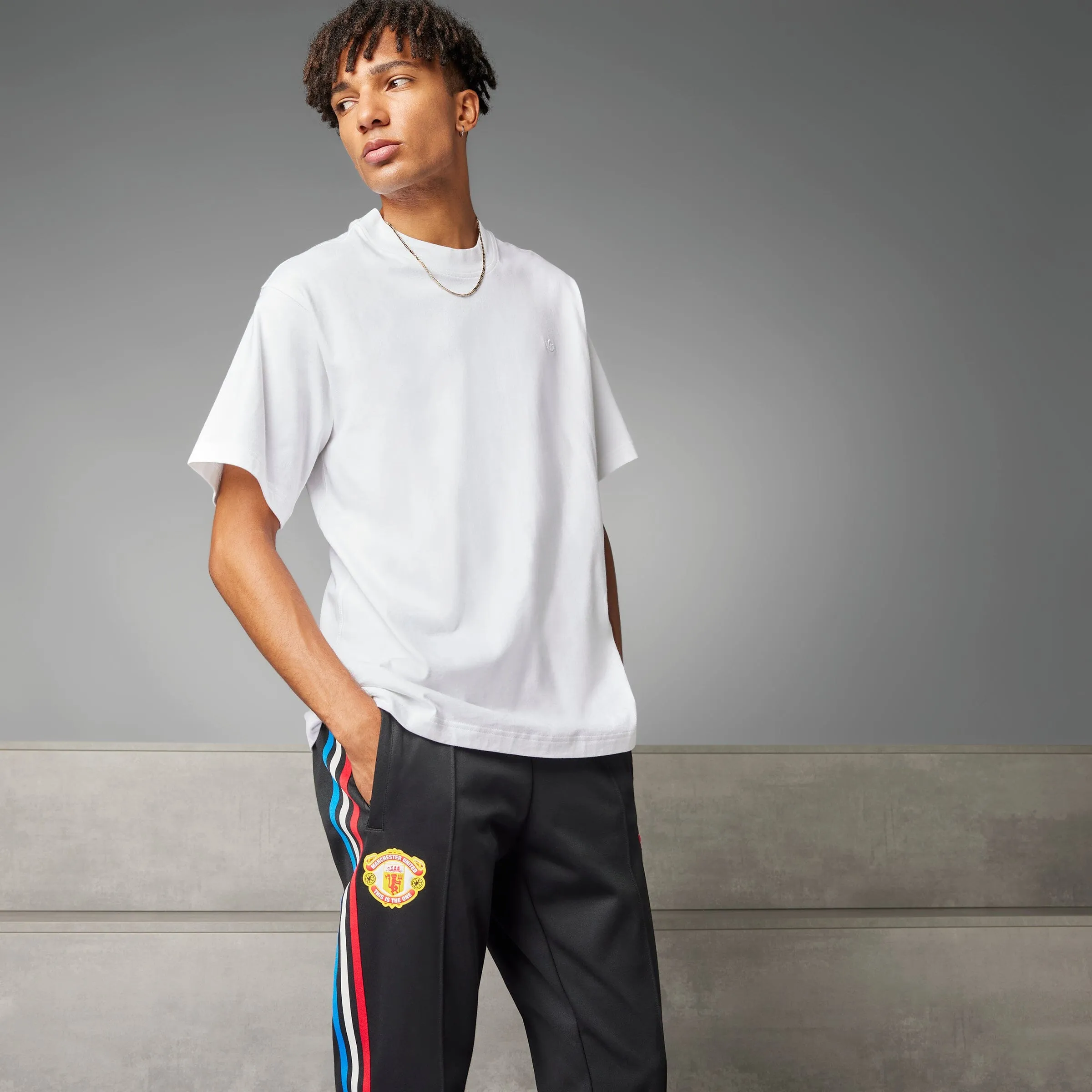 Manchester United Stone Roses Originals Pants (IN6968)