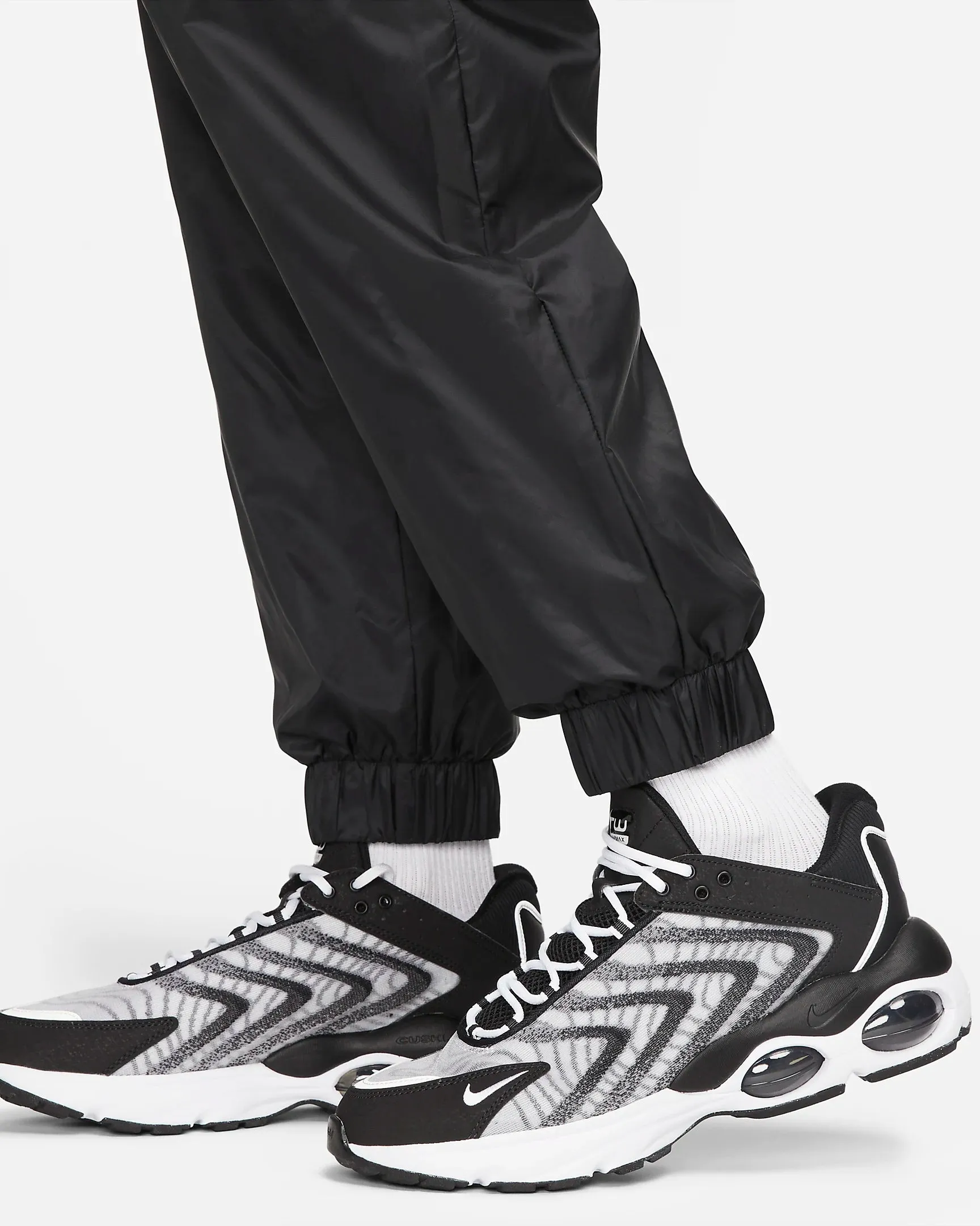 Men's Lined Woven Pants (FB7911-010)