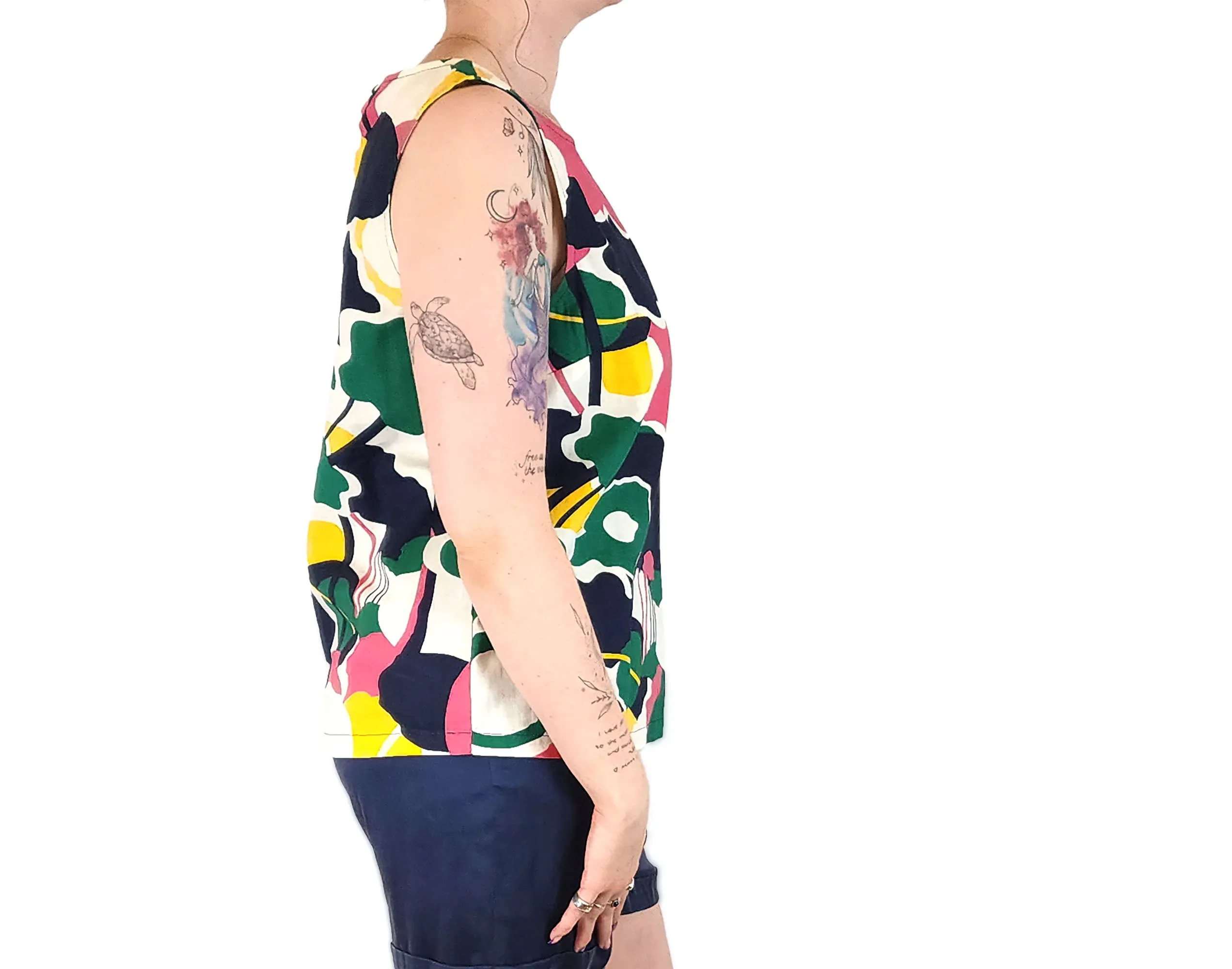 Naya Australia colourful print top size 12