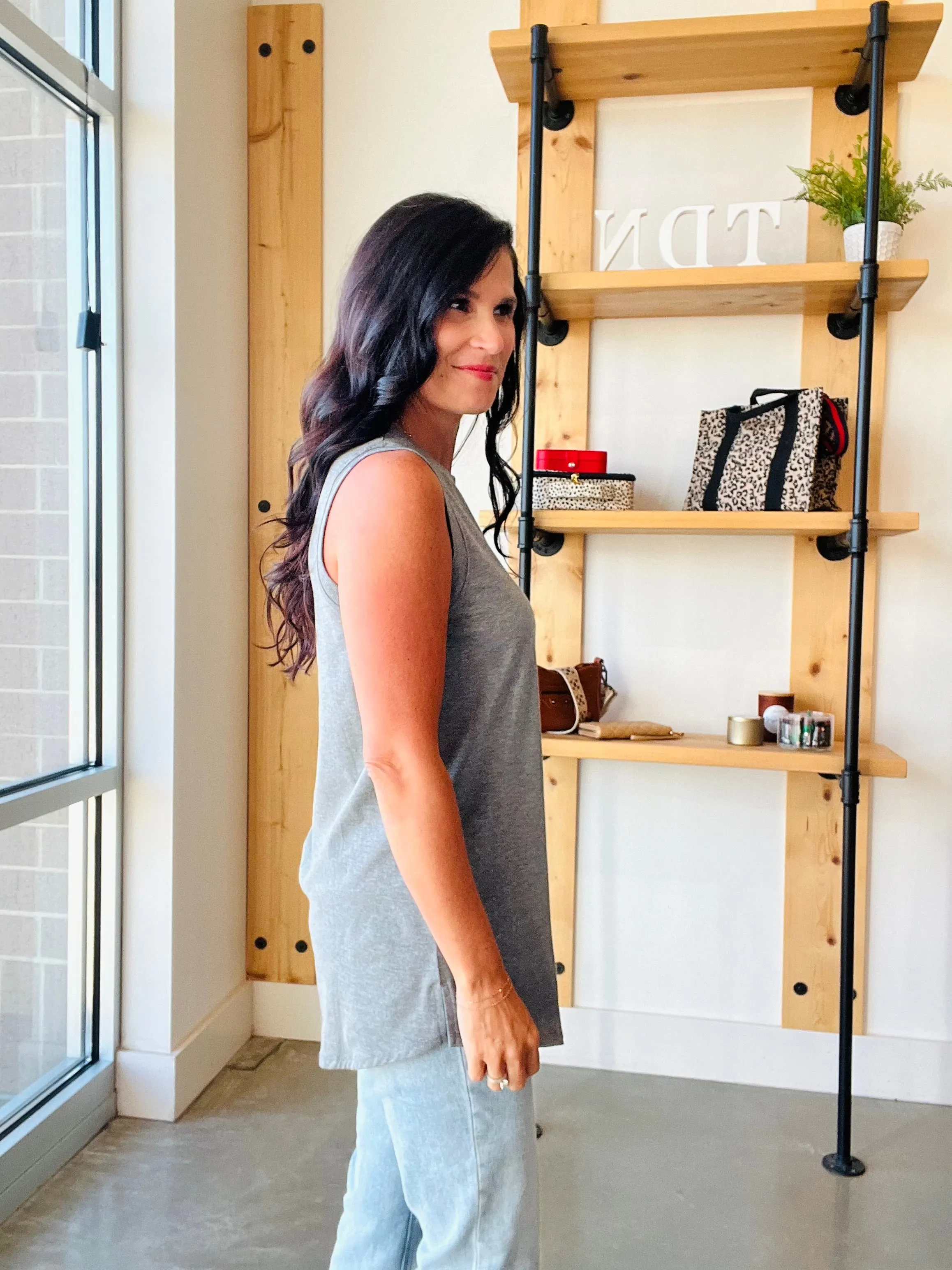 Notched Sleeveless Tank - Heather Gray