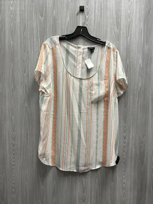 Top Sleeveless By Torrid  Size: 2x