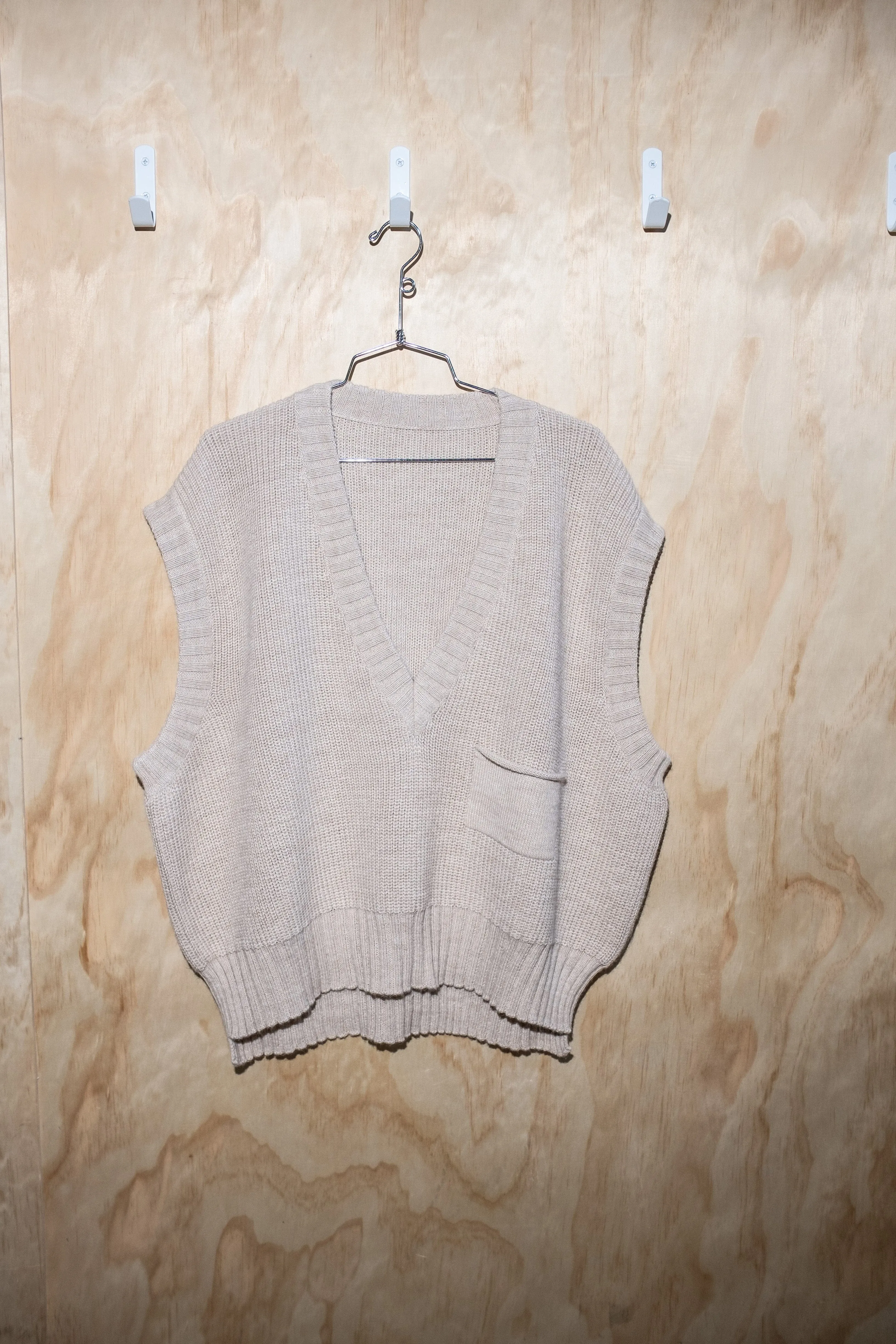Winston Vest in Oatmeal