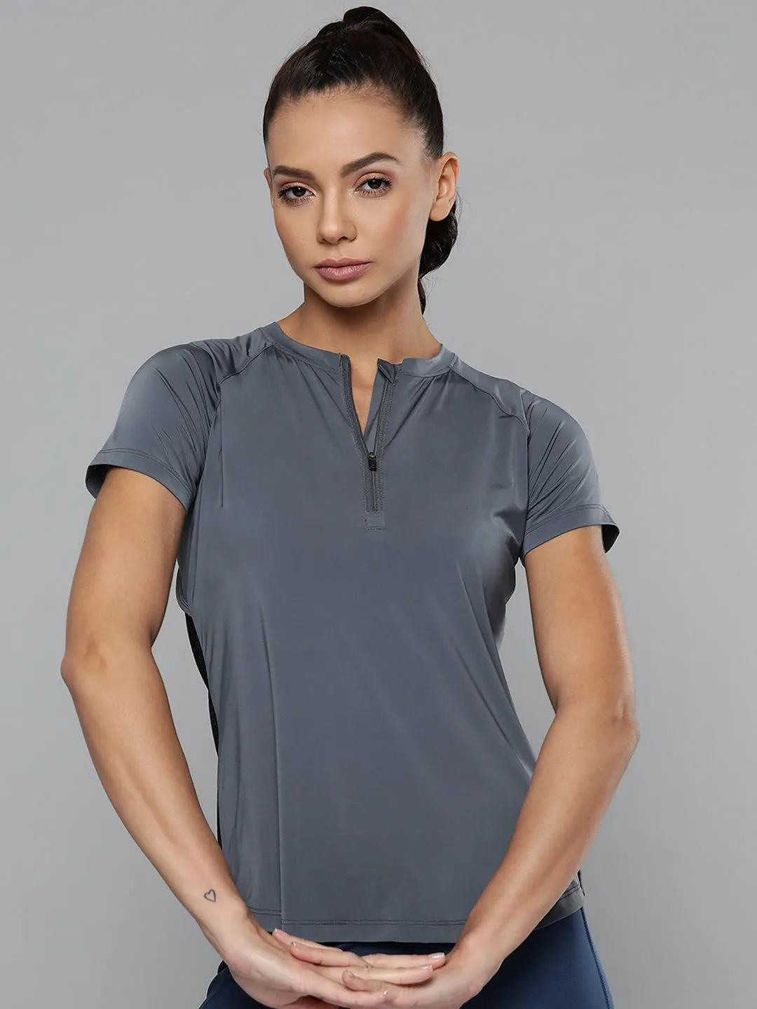 Women Grey & Black Slim Fit Training or Gym T-shirt